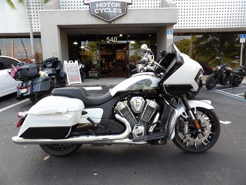 2024 Indian Motorcycle Challenger® Limited in Fort Lauderdale, Florida - Photo 2