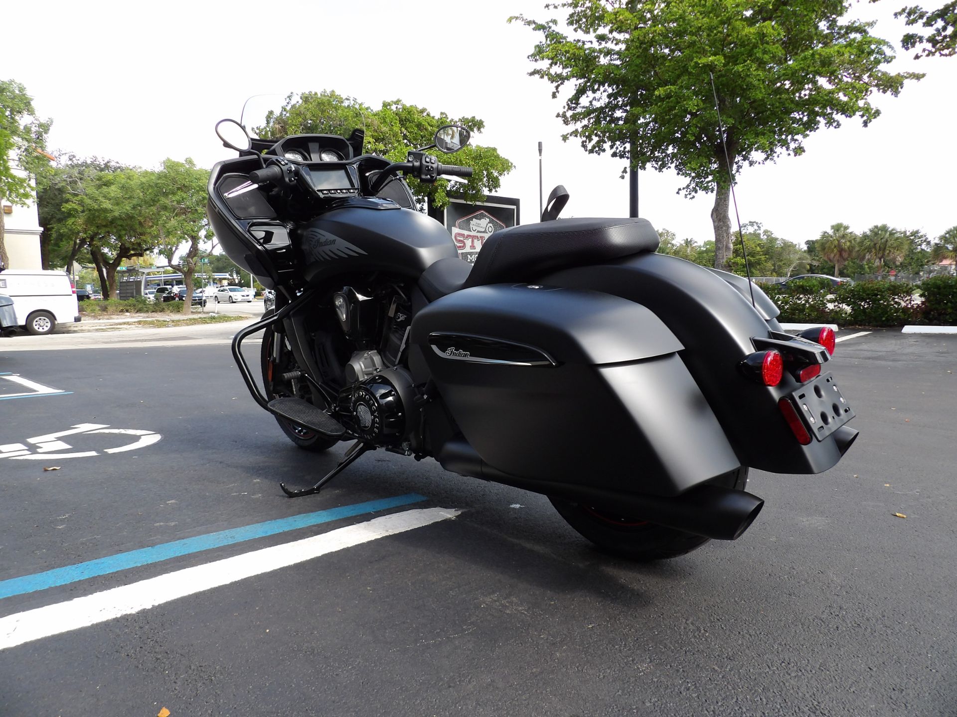 2024 Indian Motorcycle Challenger® Dark Horse® in Fort Lauderdale, Florida - Photo 5