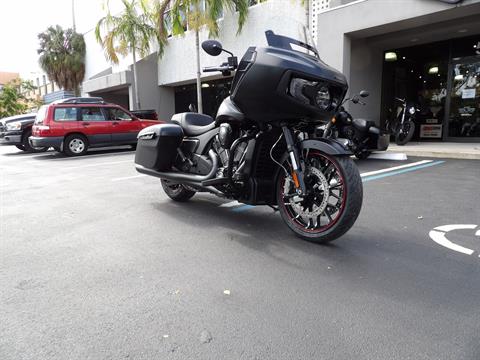 2024 Indian Motorcycle Challenger® Dark Horse® in Fort Lauderdale, Florida - Photo 9