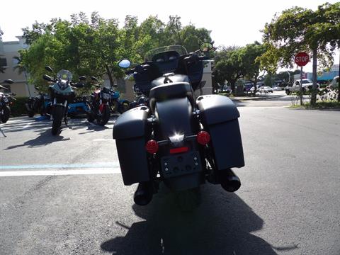 2024 Indian Motorcycle Challenger® Dark Horse® in Fort Lauderdale, Florida - Photo 4