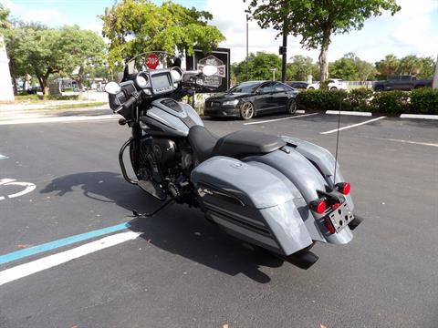 2024 Indian Motorcycle Chieftain® Dark Horse® Icon in Fort Lauderdale, Florida - Photo 5