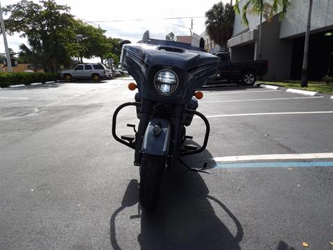 2024 Indian Motorcycle Chieftain® Dark Horse® Icon in Fort Lauderdale, Florida - Photo 8