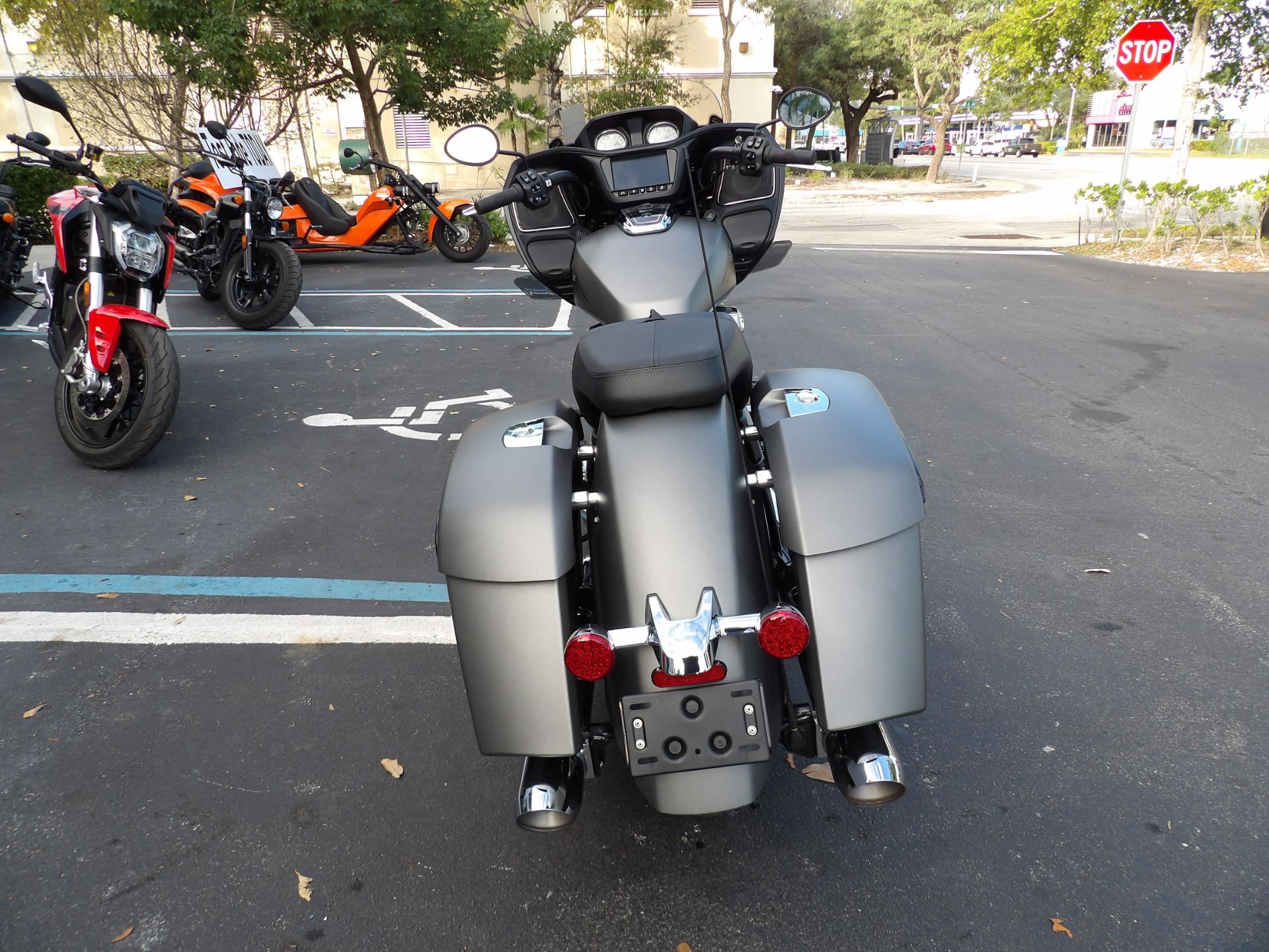 2024 Indian Motorcycle Challenger® in Fort Lauderdale, Florida - Photo 4