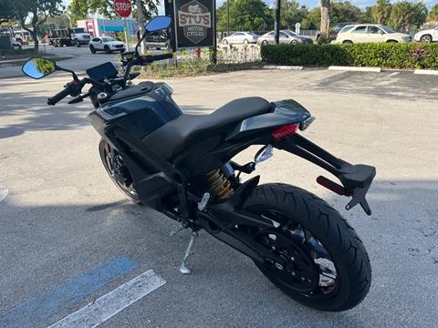 2024 Zero Motorcycles S ZF7.2 in Fort Lauderdale, Florida - Photo 5