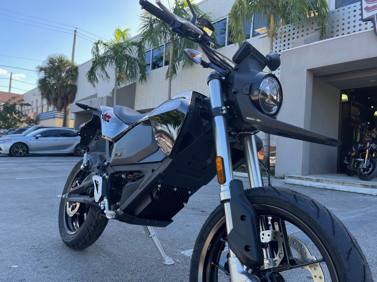 2024 Zero Motorcycles FXE ZF7.2 Integrated in Fort Lauderdale, Florida - Photo 10