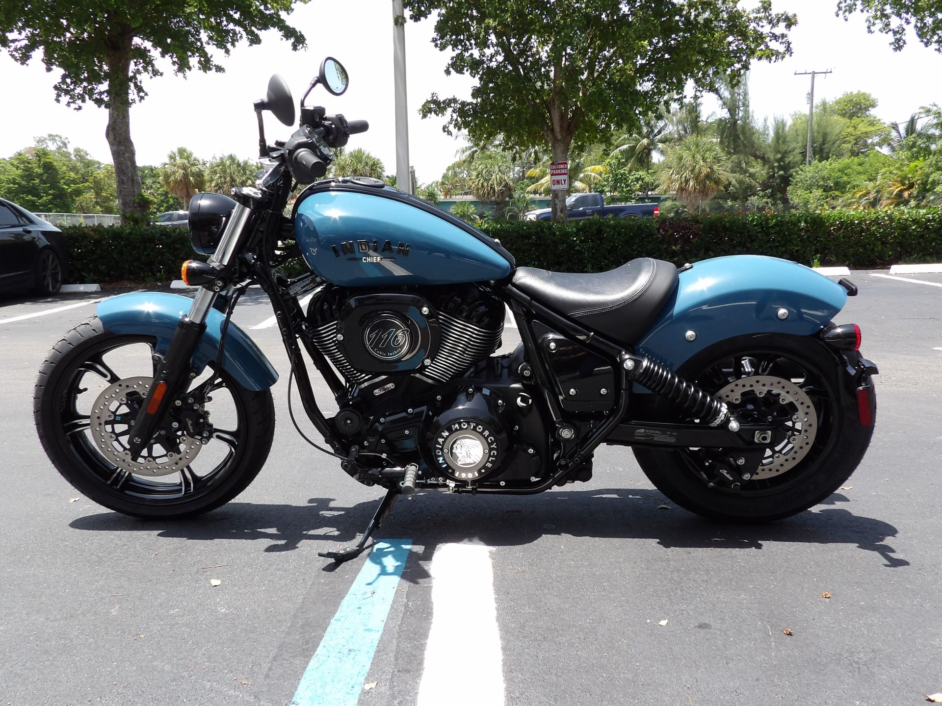 2024 Indian Motorcycle Chief Dark Horse® Icon in Fort Lauderdale, Florida - Photo 6